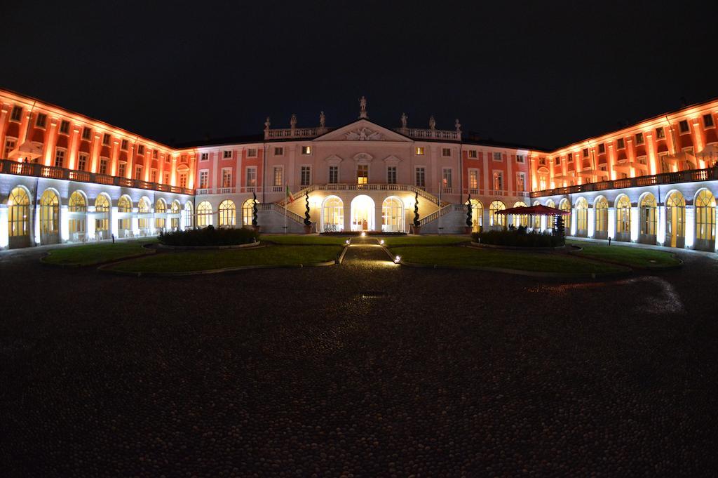 Villa Fenaroli Palace Hotel Rezzato Esterno foto