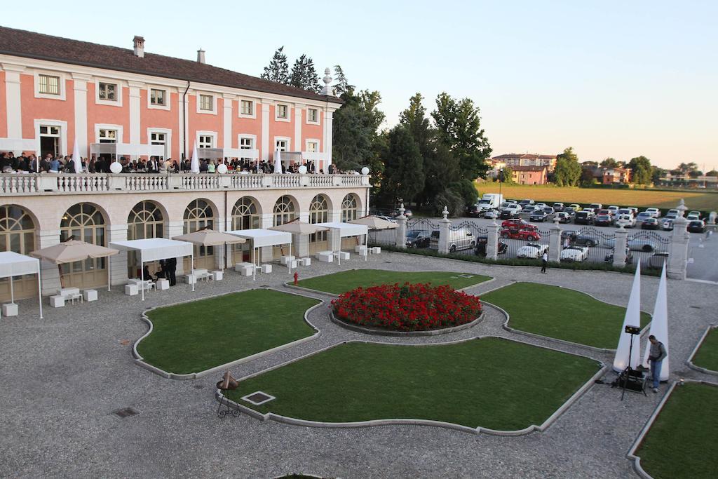 Villa Fenaroli Palace Hotel Rezzato Esterno foto