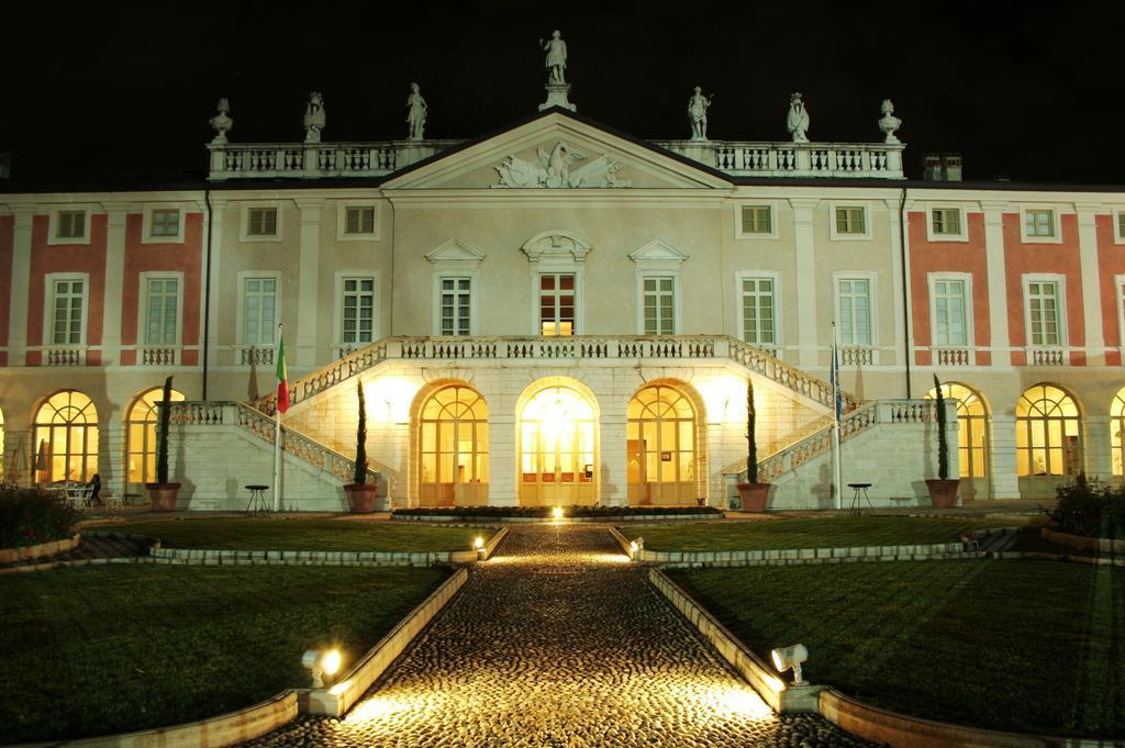 Villa Fenaroli Palace Hotel Rezzato Esterno foto