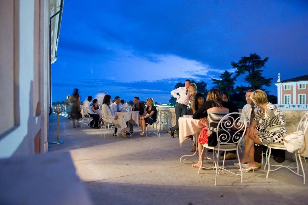 Villa Fenaroli Palace Hotel Rezzato Esterno foto